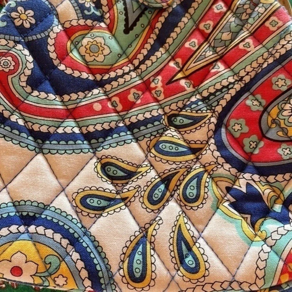 Vera Bradley Purse‎ - Picture 4 of 8
